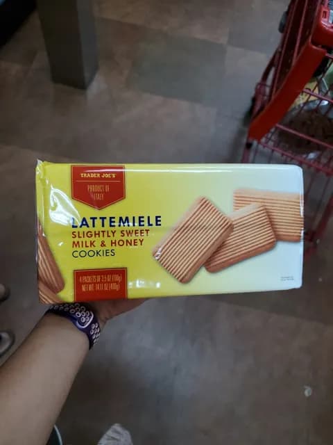 Is it Egg Free? Trader Joe's Lattemiele Slightly Sweet Milk & Honey Cookies