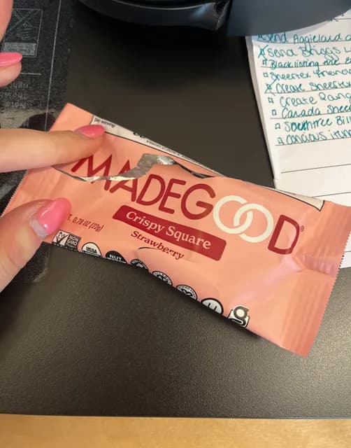 Is it Soy Free? Madegood Crispy Square Strawberry