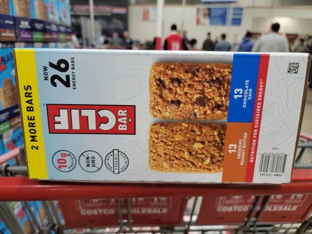 Is it Egg Free? Clif Bar 13 Crunchy Peanut Butter 13 Chocolate Chip Energy Bars