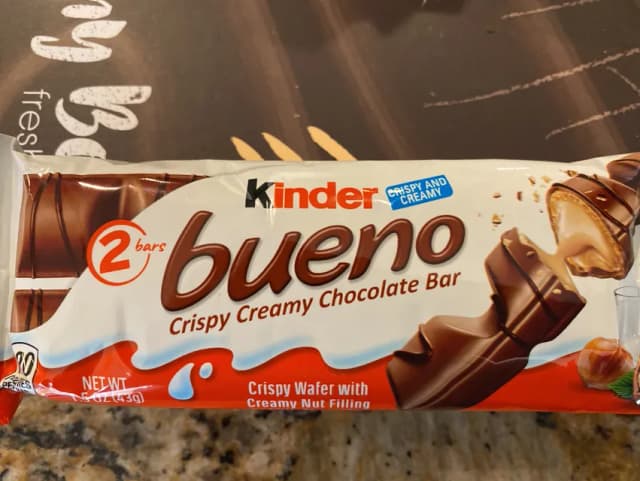 Is it Vegetarian? Kinder Bueno Crispy Creamy Chocolate Bar