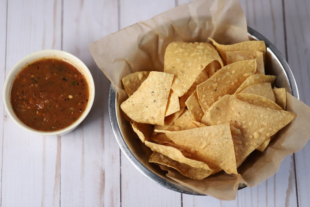 Low FODMAP Chips & Salsa